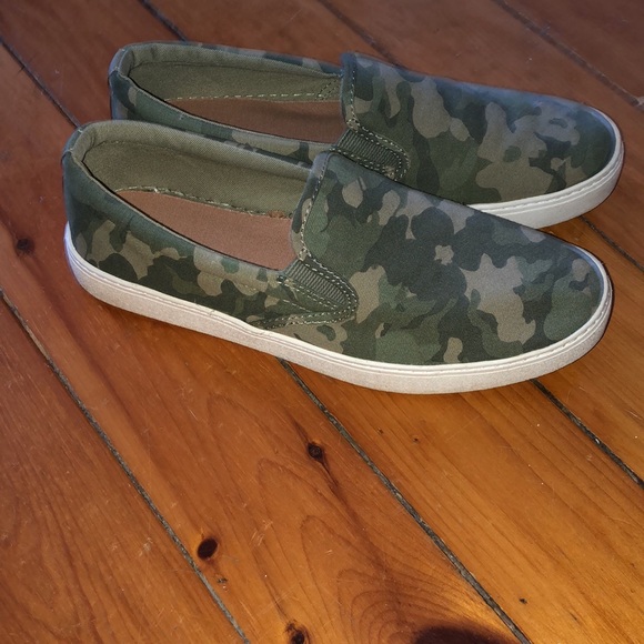 Women’s slip-on boat shoes, size 8 - Picture 5 of 6